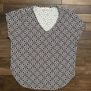 Like New LOFT V-Neck Women's Top